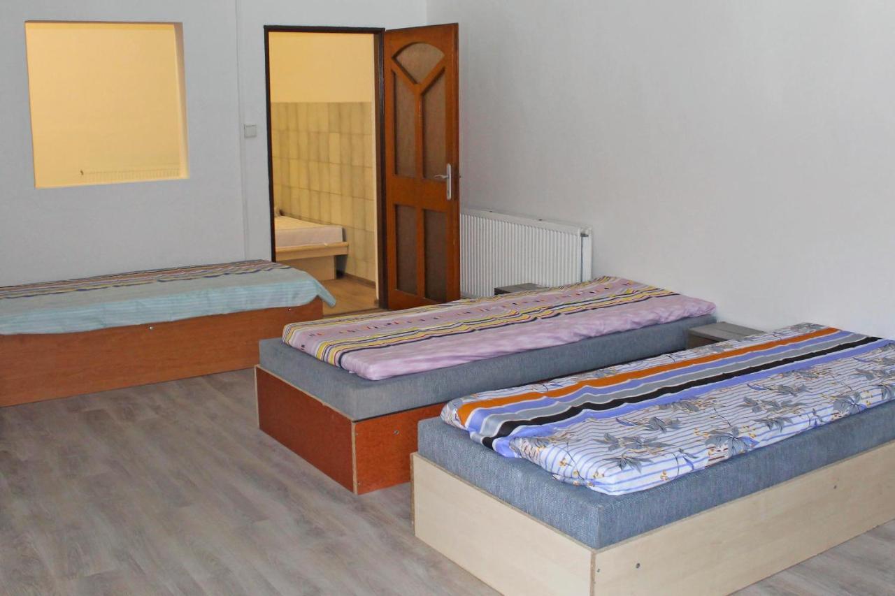 Dusan Apartments Orlová Kültér fotó